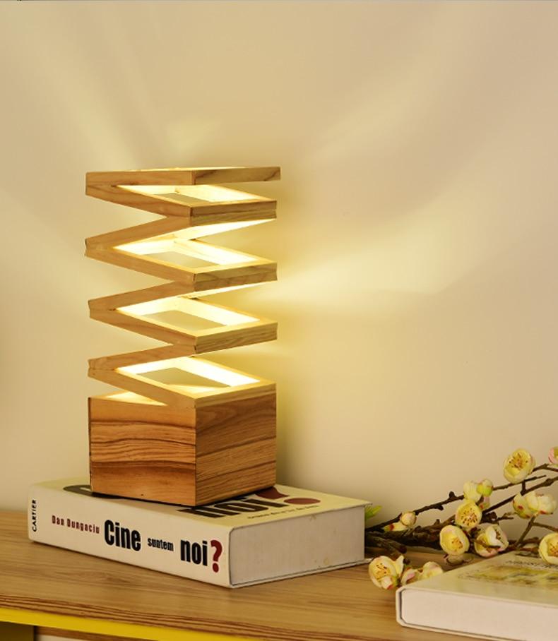 Ludwig - Akkordeon-Schreibtischlampe